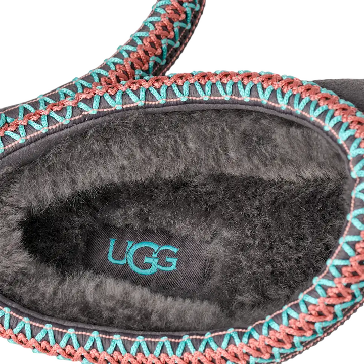 Ugg Tasman II