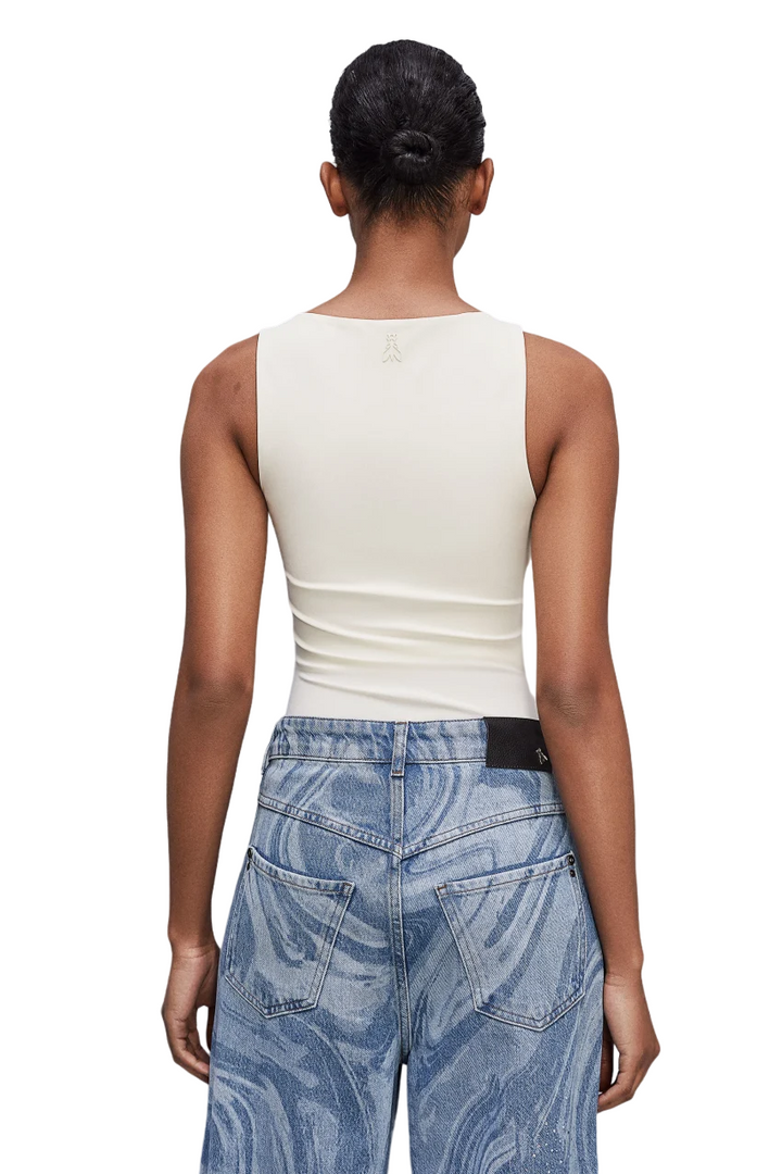 Top con scollo asimmetrico