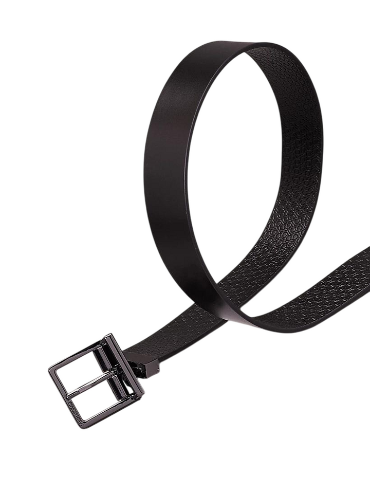 CALVIN KLEIN
 cinta con logo