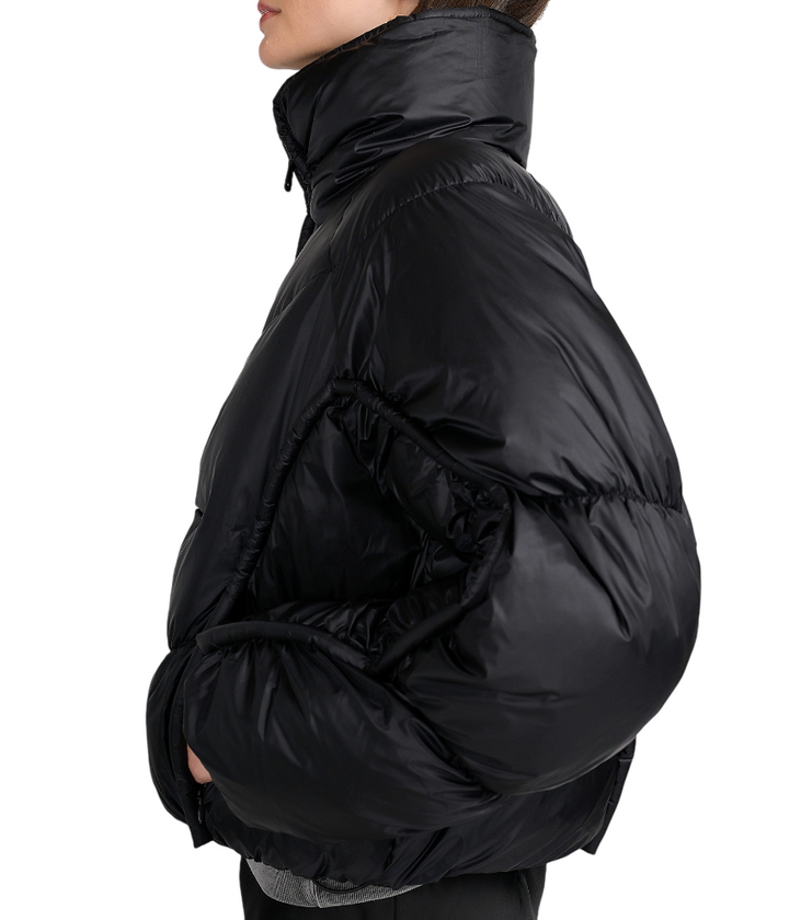 Piumino corto da donna nero