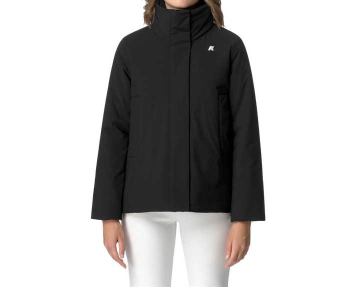 Giacca corta invernale da donna nera