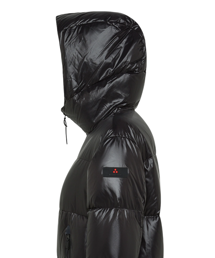 Piumino da donna nero lungo in nylon lucido