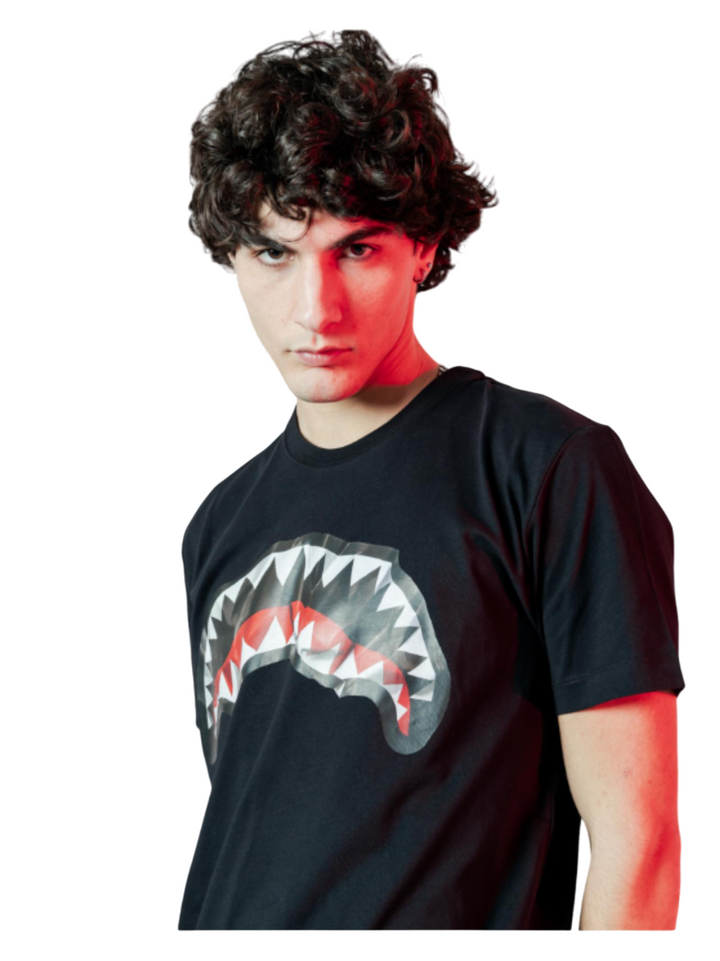 T-shirt Crumpled shark