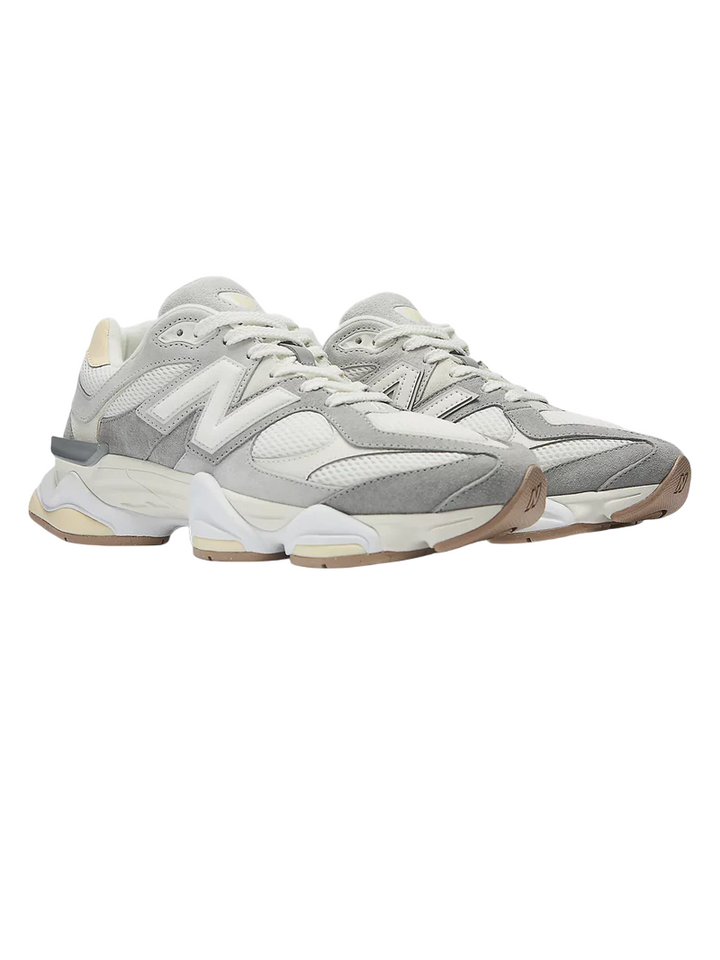 Sneakers U9060